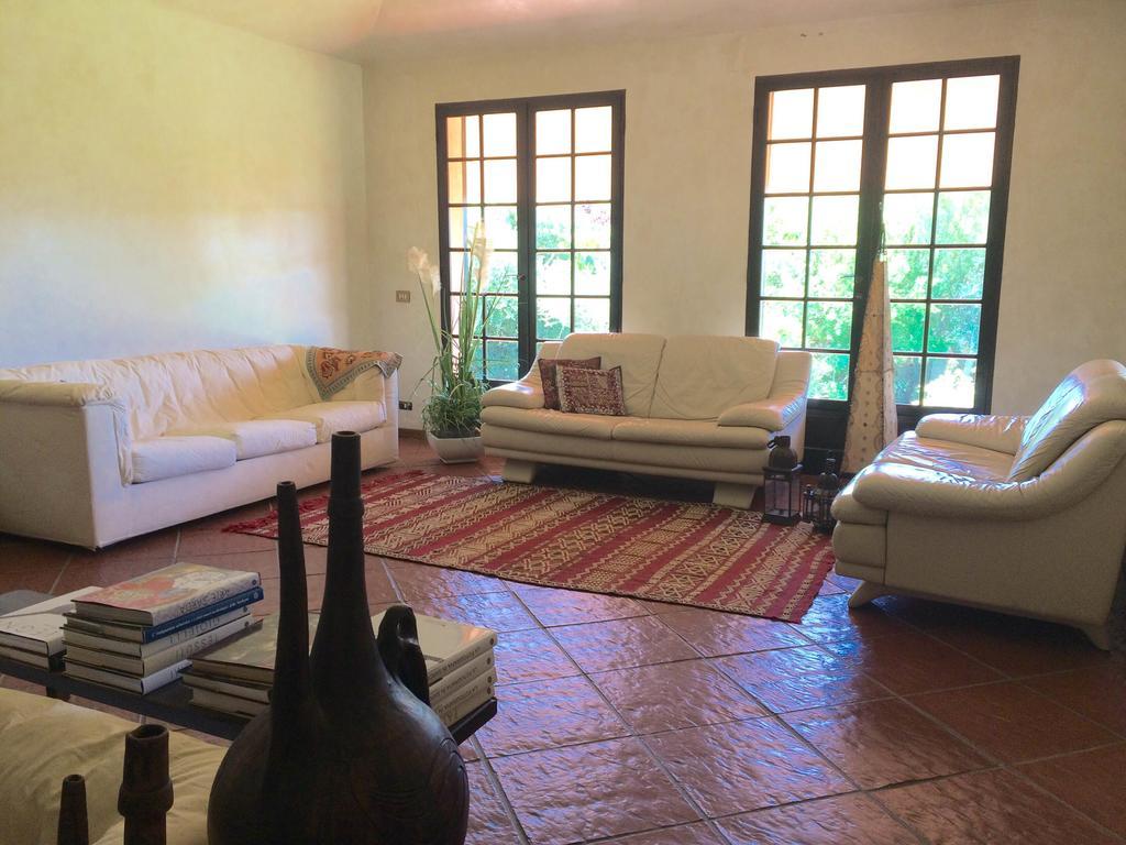 A Casa Di Angela B&B Carbonia Εξωτερικό φωτογραφία