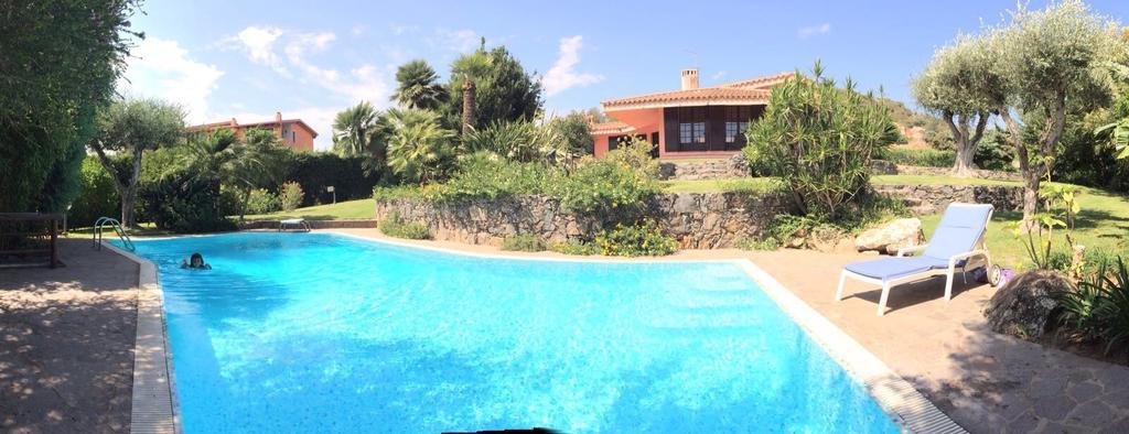 A Casa Di Angela B&B Carbonia Εξωτερικό φωτογραφία